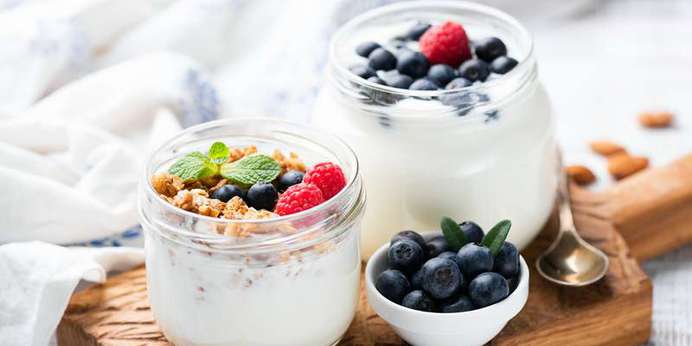 Yogurt-shutterstock_1370687513.max-800x600.jpg