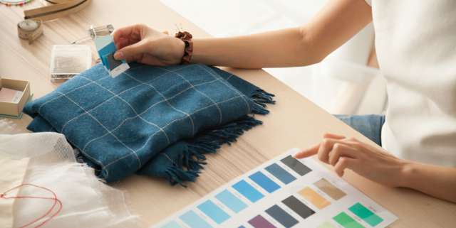 textile-sample-color-measurement.jpg